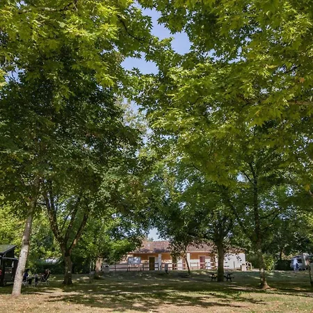 مكان تخييم Onlycamp L'argente