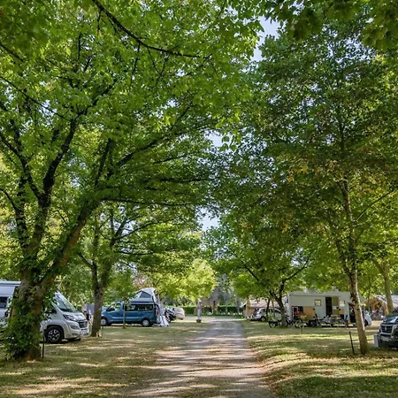 Onlycamp L'argente مكان تخييم